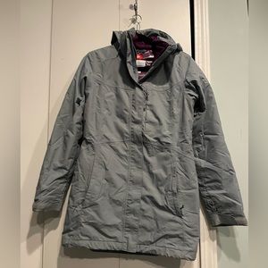Columbia winter jacket size small - double layered Omni-heat in light gray